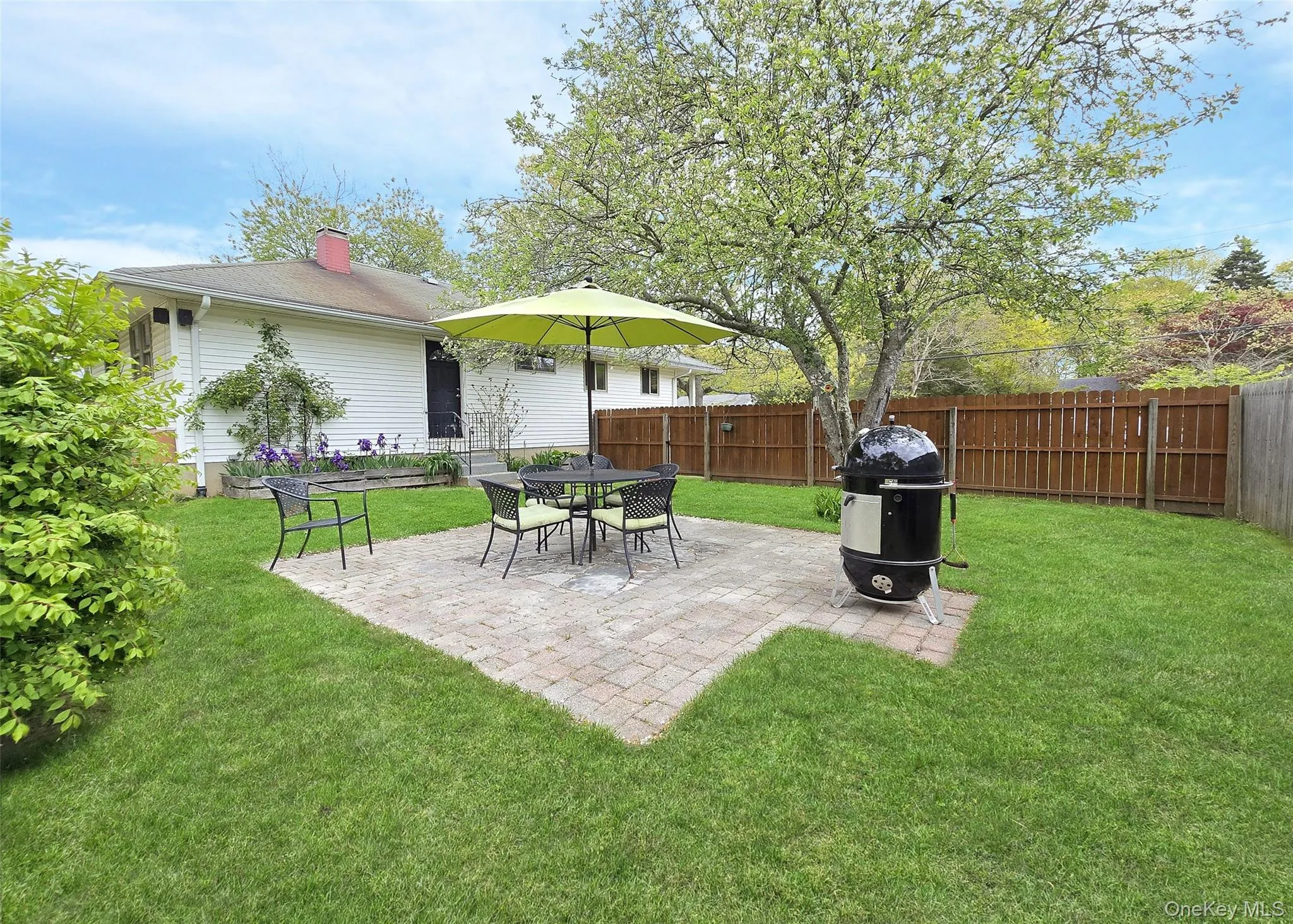 70 Woodcut Drive, Brookhaven, NY, 3 Bedrooms Bedrooms, 5 Rooms Rooms,1 BathroomBathrooms,Residential,For Rent,Woodcut,0,983049 70 Woodcut Drive, Brookhaven, NY, 3 Bedrooms Bedrooms, 5 Rooms Rooms,1 BathroomBathrooms,Residential,For Rent,Woodcut,0,983049