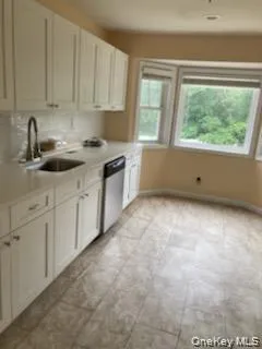 1455 Forks Road, Islip, NY, 3 Bedrooms Bedrooms, 6 Rooms Rooms,1 BathroomBathrooms,Residential Lease,For Rent,Forks,0,983052 1455 Forks Road, Islip, NY, 3 Bedrooms Bedrooms, 6 Rooms Rooms,1 BathroomBathrooms,Residential Lease,For Rent,Forks,0,983052