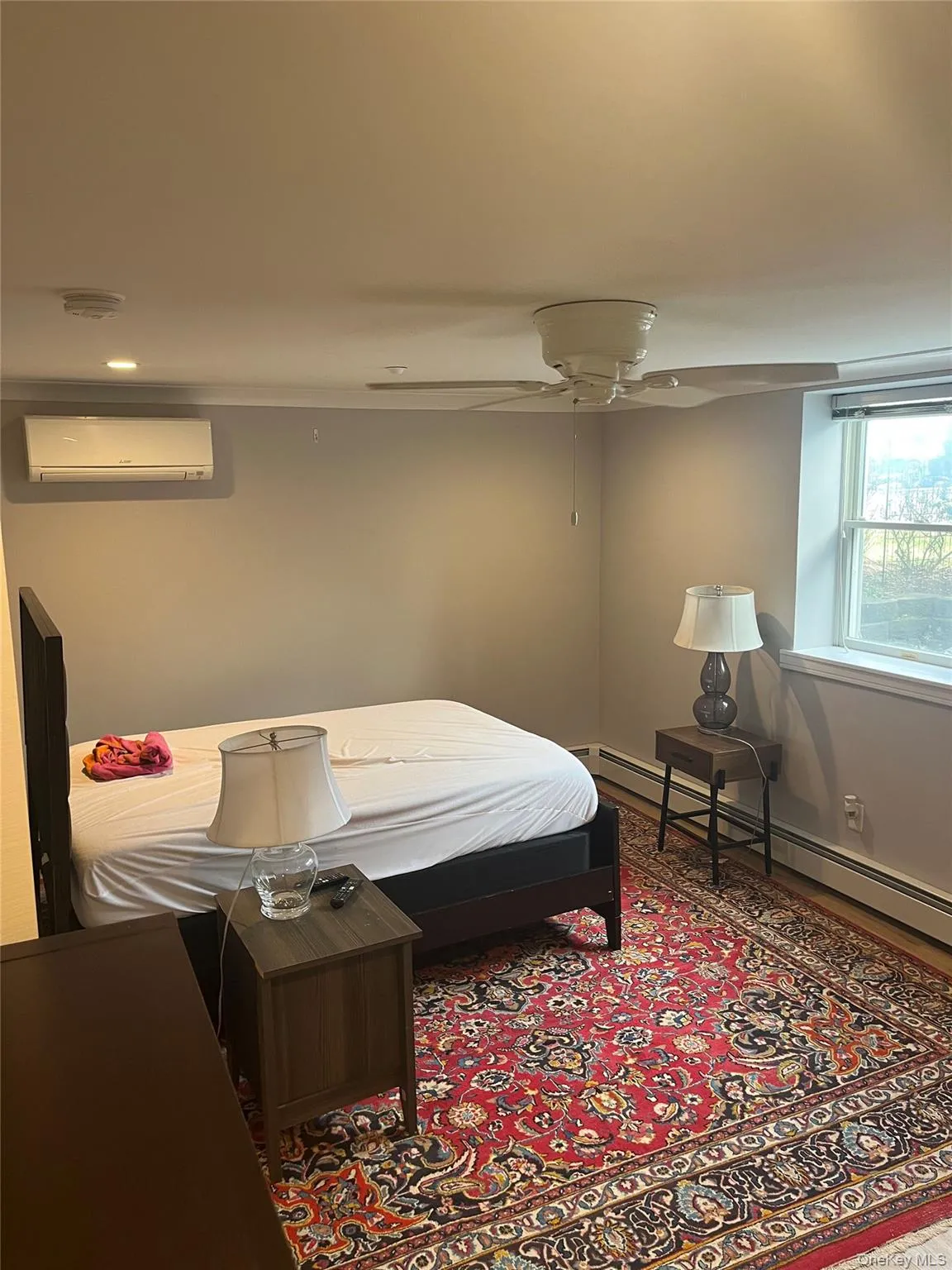 Bedroom lower unit Bedroom lower unit