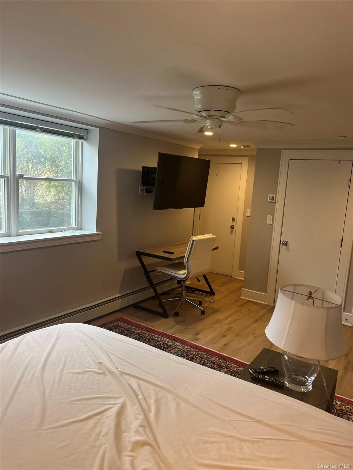 Bedroom lower unit Bedroom lower unit