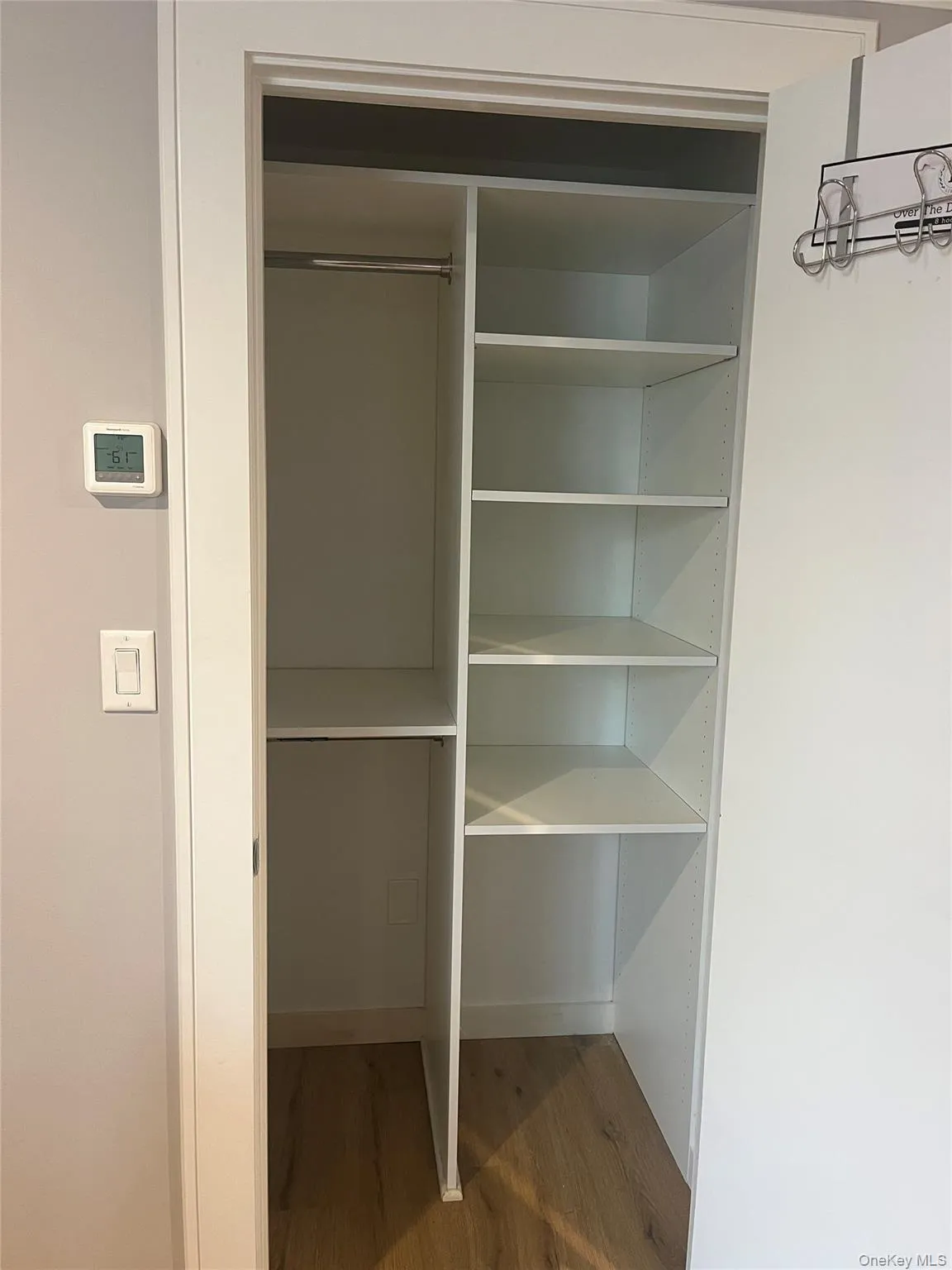 Built in closet lower unit Built in closet lower unit