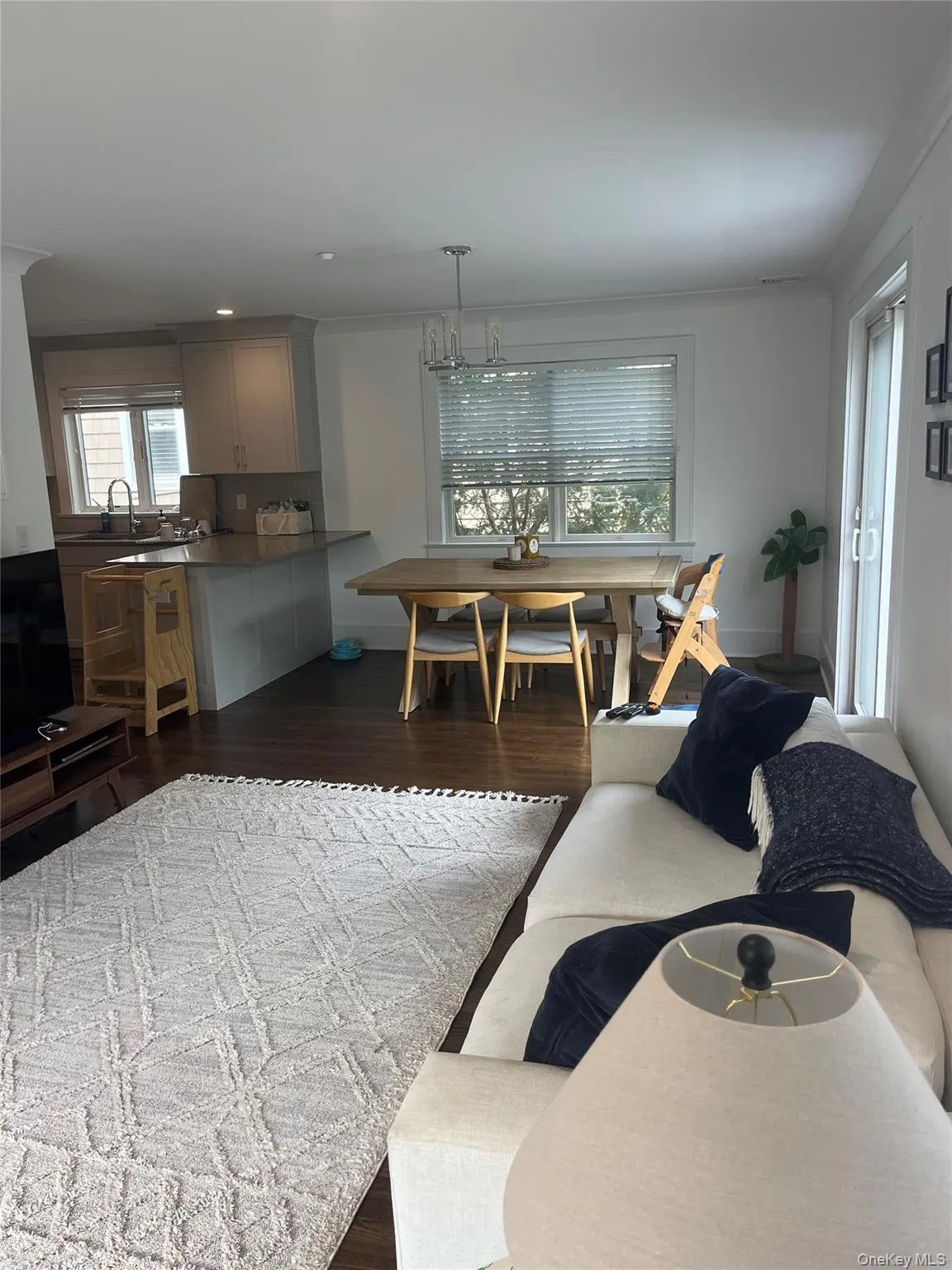 Living room area Living room area