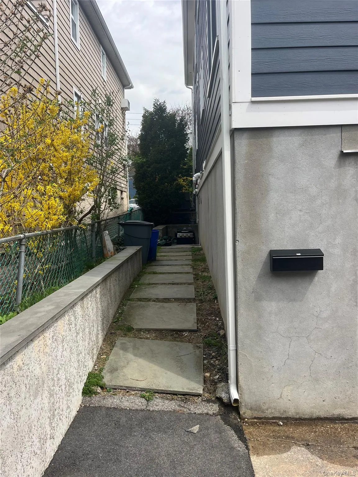Back entrance to accessory unit Back entrance to accessory unit