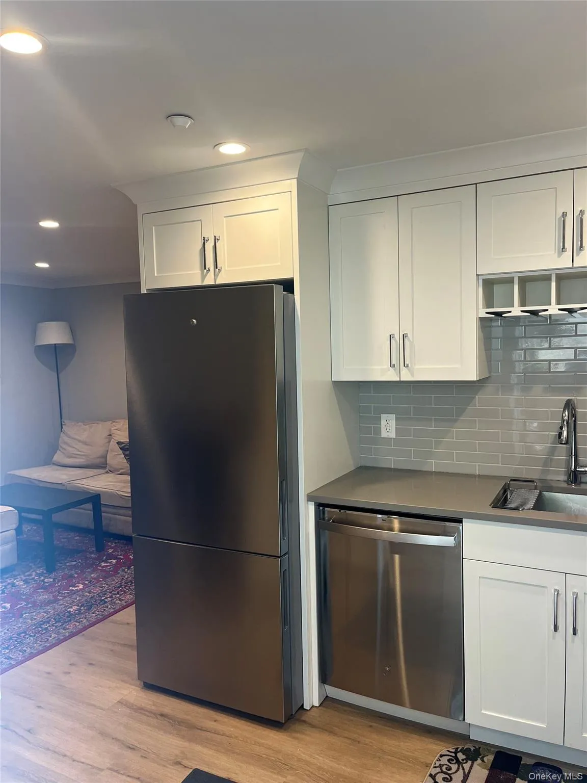 Kitchen in lower unit Kitchen in lower unit