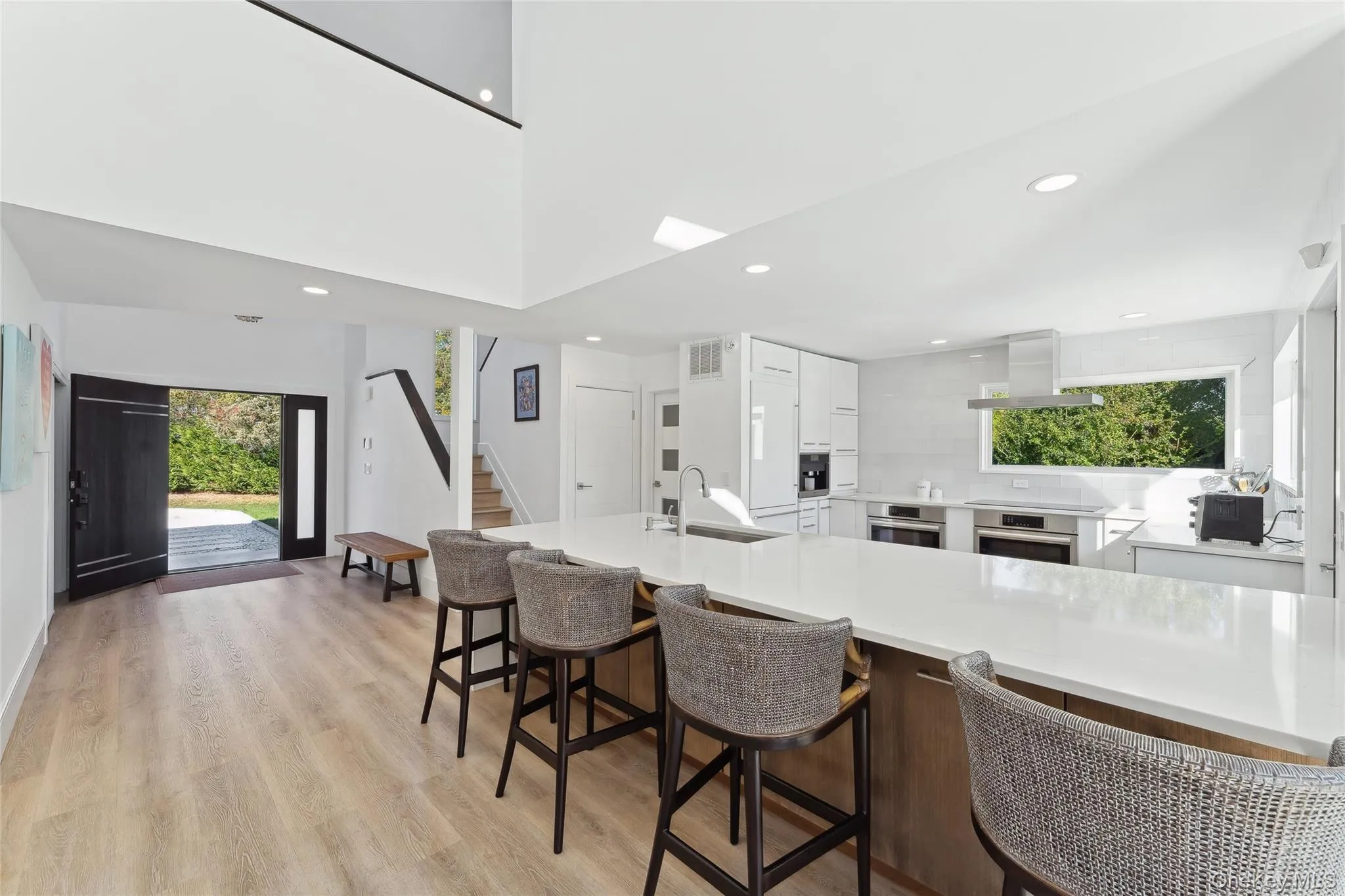 32 Tanners Neck Lane, Southampton, NY, 4 Bedrooms Bedrooms, 8 Rooms Rooms,4 BathroomsBathrooms,Residential,For Rent,Tanners Neck,0,983072 32 Tanners Neck Lane, Southampton, NY, 4 Bedrooms Bedrooms, 8 Rooms Rooms,4 BathroomsBathrooms,Residential,For Rent,Tanners Neck,0,983072
