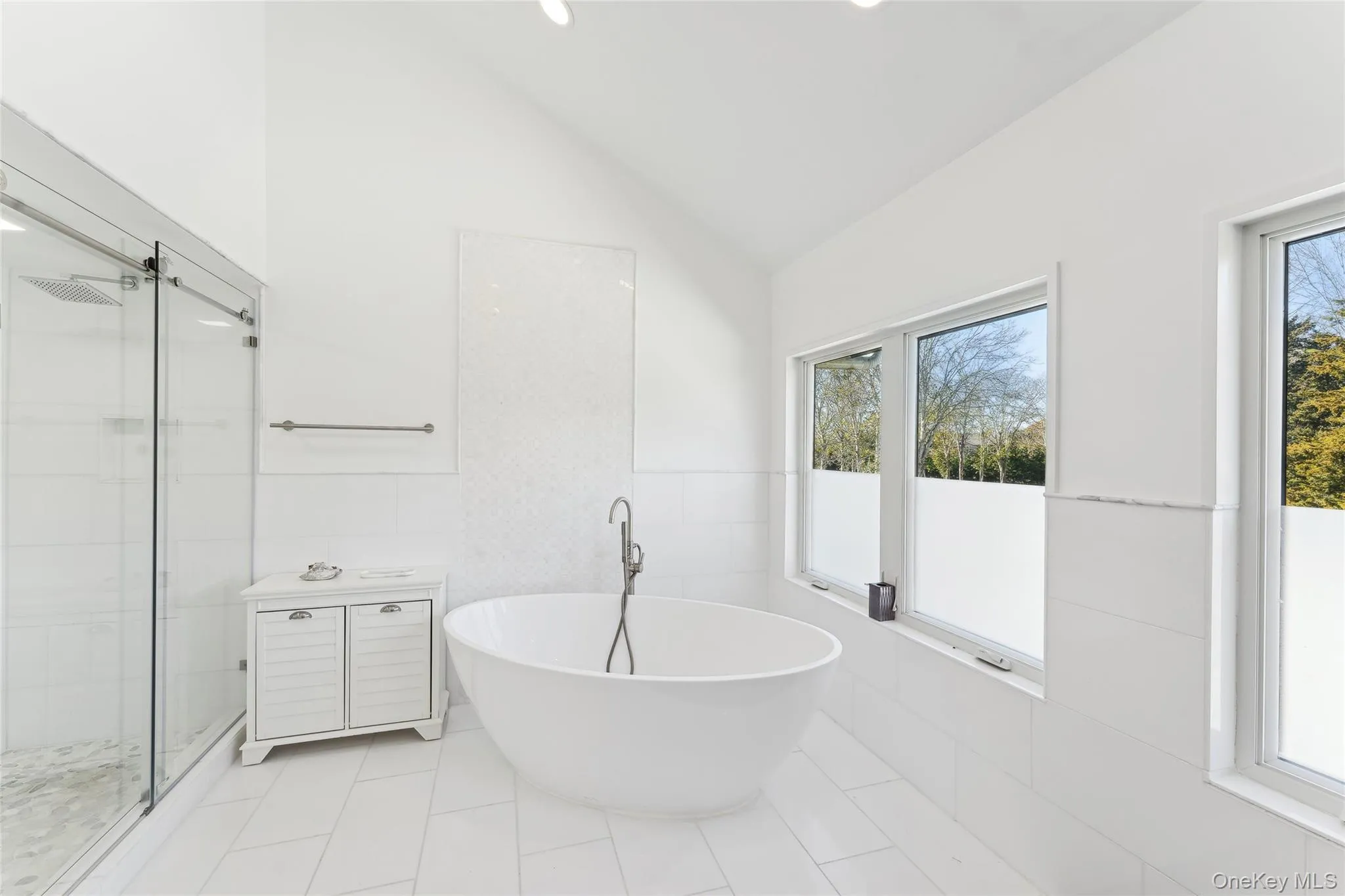 32 Tanners Neck Lane, Southampton, NY, 4 Bedrooms Bedrooms, 8 Rooms Rooms,4 BathroomsBathrooms,Residential,For Rent,Tanners Neck,0,983072 32 Tanners Neck Lane, Southampton, NY, 4 Bedrooms Bedrooms, 8 Rooms Rooms,4 BathroomsBathrooms,Residential,For Rent,Tanners Neck,0,983072