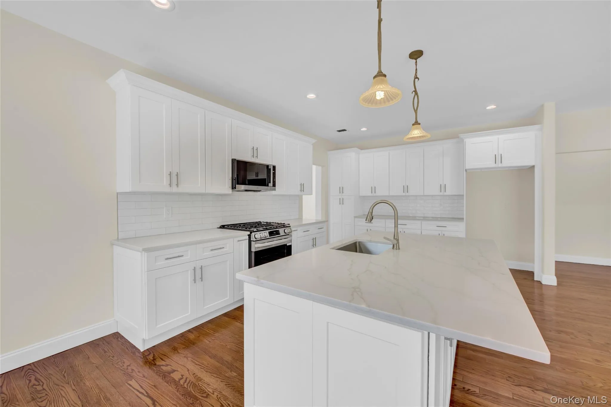177 Hamlet Drive, Brookhaven, NY, 3 Bedrooms Bedrooms, 7 Rooms Rooms,3 BathroomsBathrooms,Residential,For Rent,Hamlet,0,983079 177 Hamlet Drive, Brookhaven, NY, 3 Bedrooms Bedrooms, 7 Rooms Rooms,3 BathroomsBathrooms,Residential,For Rent,Hamlet,0,983079