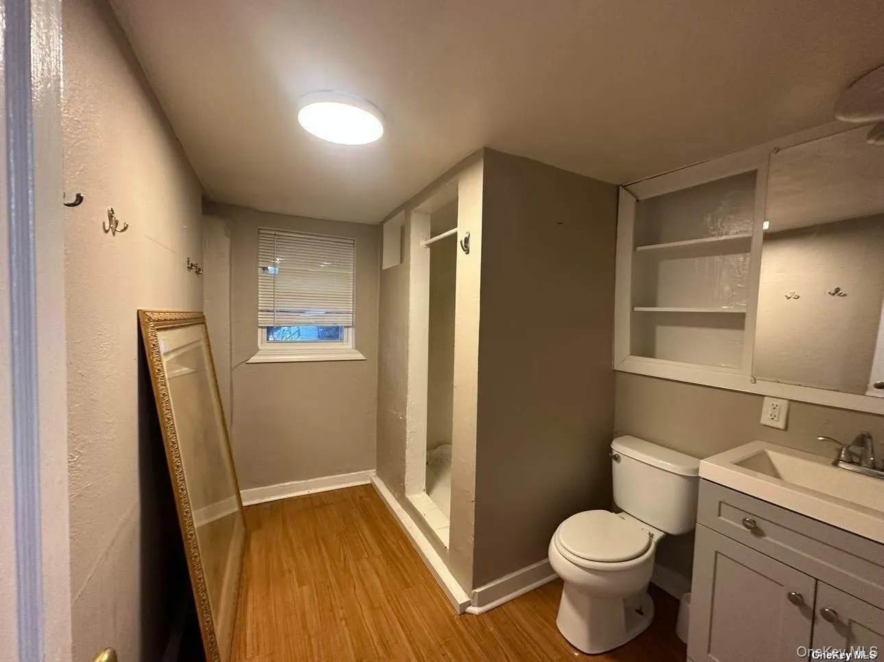 147 Woodbine Avenue, Huntington, NY, 1 Bedroom Bedrooms, 3 Rooms Rooms,1 BathroomBathrooms,Residential Lease,For Rent,Woodbine,0,983113 147 Woodbine Avenue, Huntington, NY, 1 Bedroom Bedrooms, 3 Rooms Rooms,1 BathroomBathrooms,Residential Lease,For Rent,Woodbine,0,983113