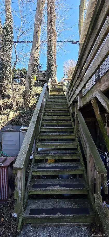 147 Woodbine Avenue, Huntington, NY, 1 Bedroom Bedrooms, 3 Rooms Rooms,1 BathroomBathrooms,Residential Lease,For Rent,Woodbine,0,983113 147 Woodbine Avenue, Huntington, NY, 1 Bedroom Bedrooms, 3 Rooms Rooms,1 BathroomBathrooms,Residential Lease,For Rent,Woodbine,0,983113