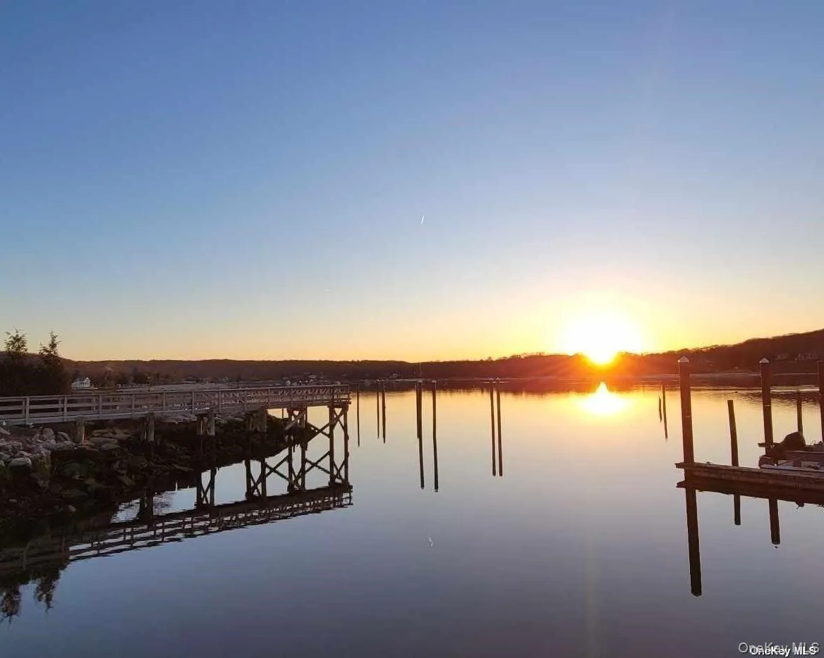 147 Woodbine Avenue, Huntington, NY, 1 Bedroom Bedrooms, 3 Rooms Rooms,1 BathroomBathrooms,Residential Lease,For Rent,Woodbine,0,983113 147 Woodbine Avenue, Huntington, NY, 1 Bedroom Bedrooms, 3 Rooms Rooms,1 BathroomBathrooms,Residential Lease,For Rent,Woodbine,0,983113