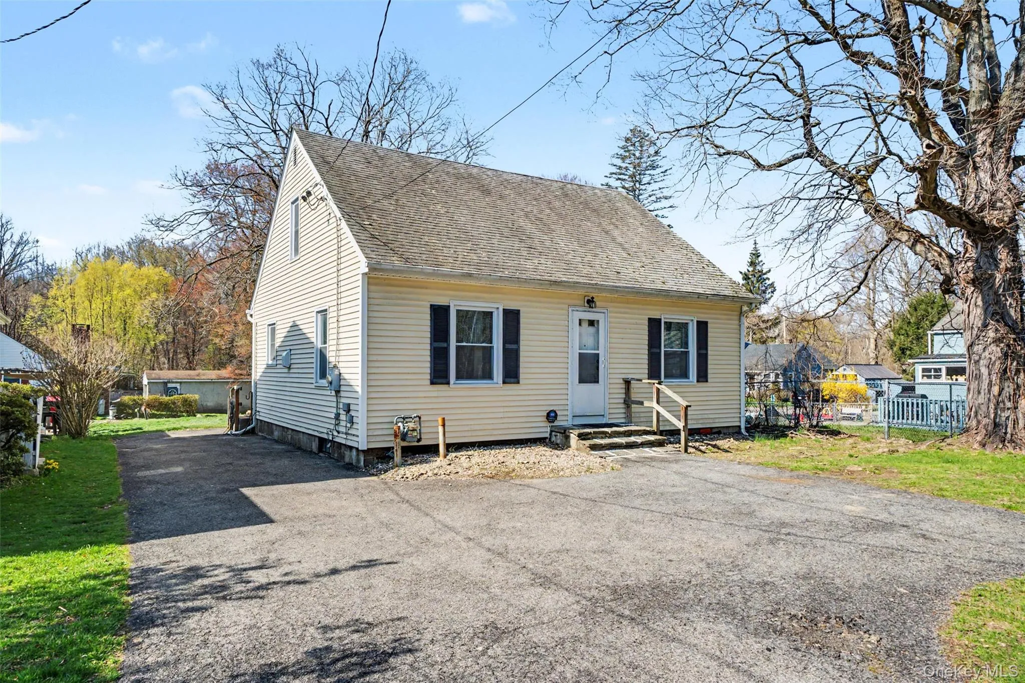 This must see renovated Cape Cod is ready to rent now! Short term available! This must see renovated Cape Cod is ready to rent now! Short term available!