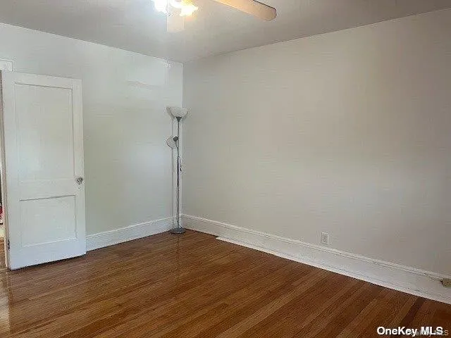 50 The Crescent, Babylon, NY, 1 Bedroom Bedrooms, 3 Rooms Rooms,1 BathroomBathrooms,Residential Lease,For Rent,The Crescent,0,983127 50 The Crescent, Babylon, NY, 1 Bedroom Bedrooms, 3 Rooms Rooms,1 BathroomBathrooms,Residential Lease,For Rent,The Crescent,0,983127