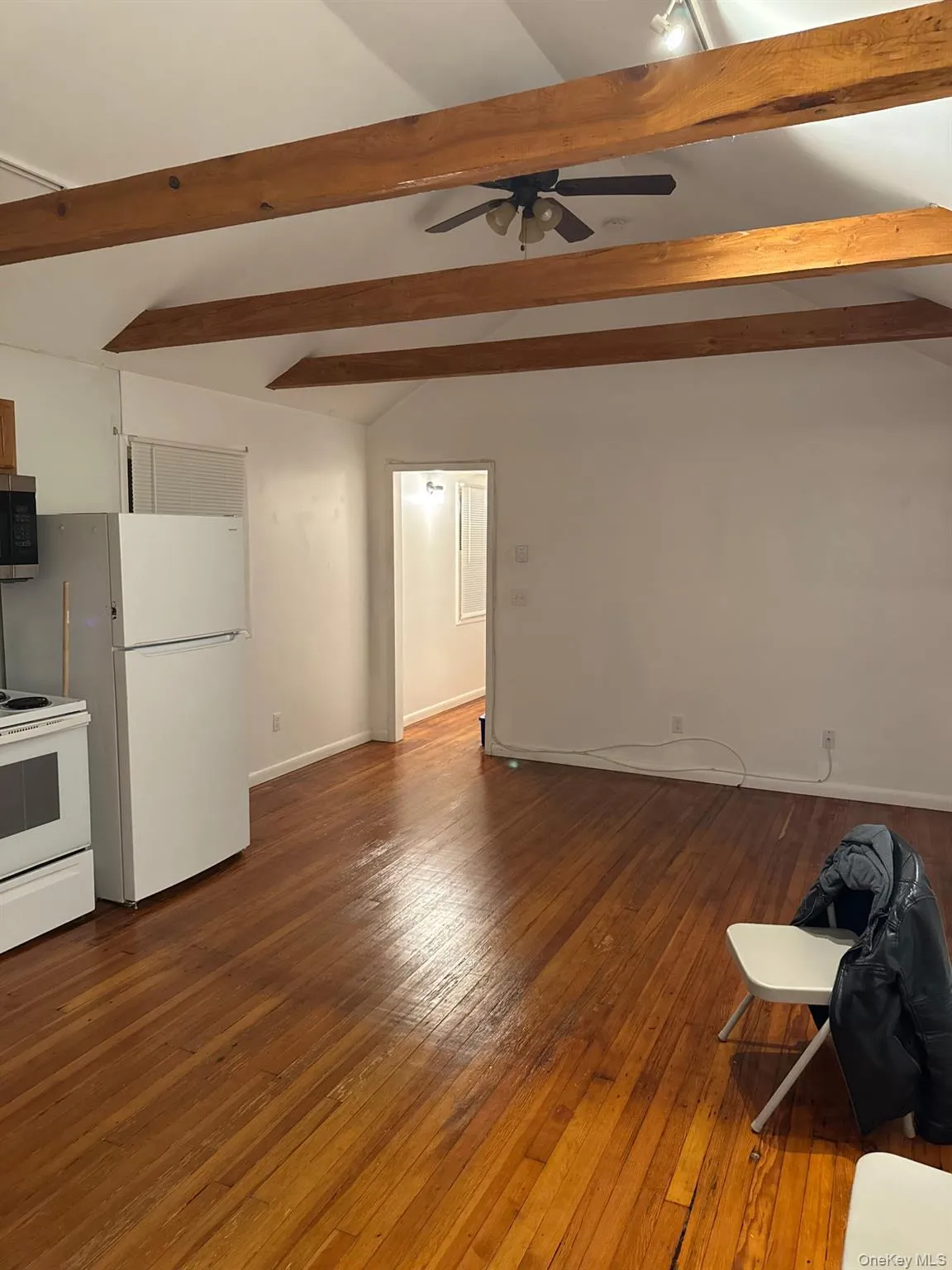 198 South Street, Marlboro, NY, 2 Bedrooms Bedrooms, 5 Rooms Rooms,1 BathroomBathrooms,Residential Lease,For Rent,South Street,0,983131 198 South Street, Marlboro, NY, 2 Bedrooms Bedrooms, 5 Rooms Rooms,1 BathroomBathrooms,Residential Lease,For Rent,South Street,0,983131