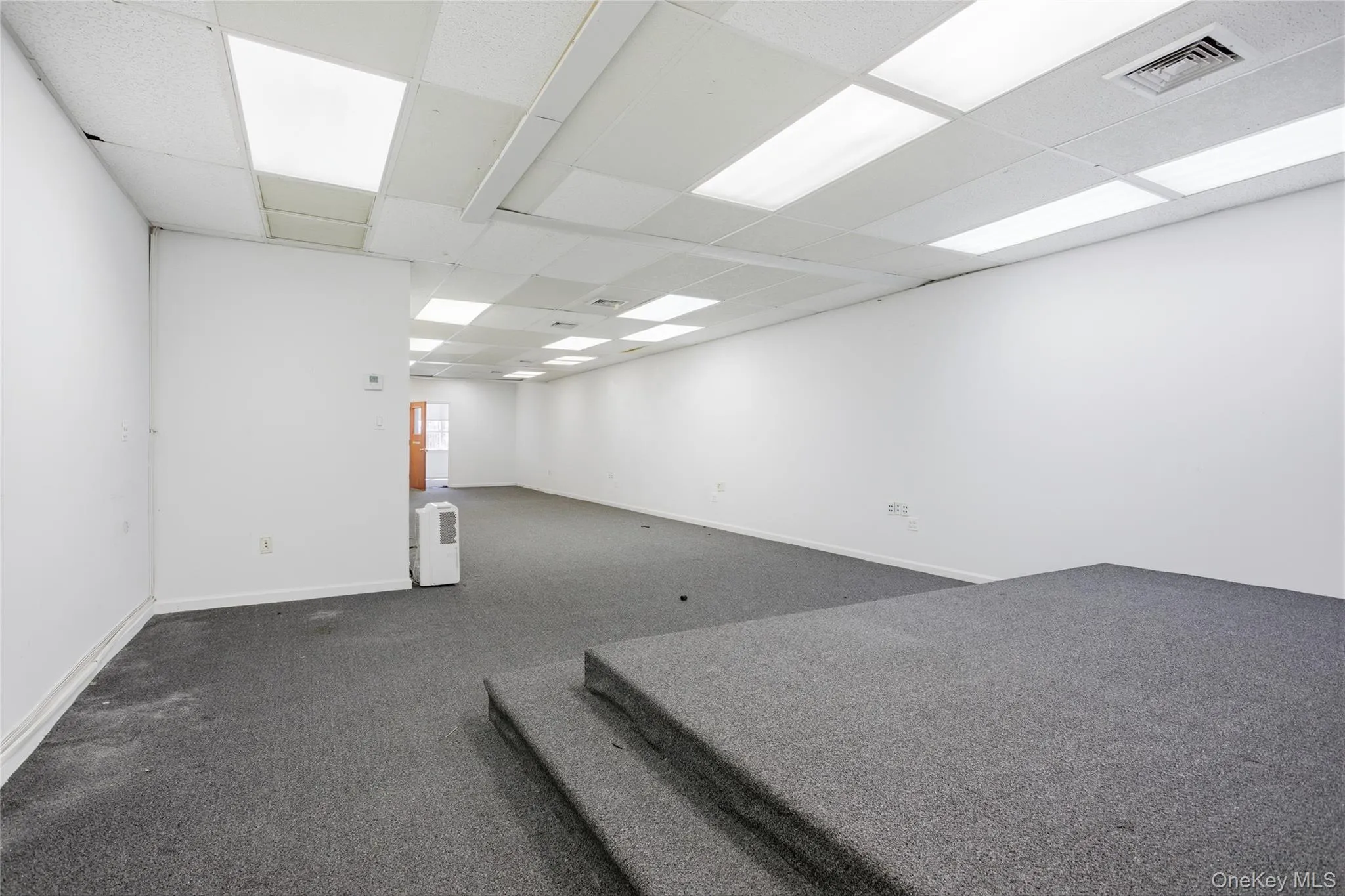 104 Long Beach Road, Hempstead, NY, ,Commercial Lease,For Rent,Long Beach,0,983138 104 Long Beach Road, Hempstead, NY, ,Commercial Lease,For Rent,Long Beach,0,983138