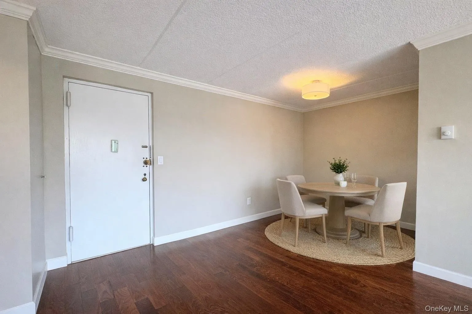 Virtually Staged Virtually Staged