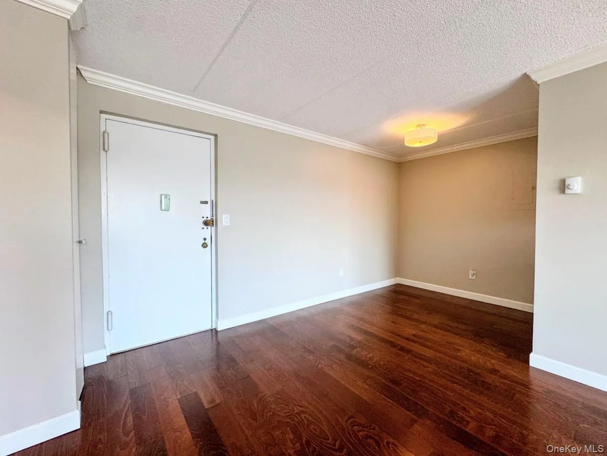 128 Colonial Parkway, Yonkers, NY, 1 Bedroom Bedrooms, 3 Rooms Rooms,1 BathroomBathrooms,Residential Lease,For Rent,Colonial,0,983140 128 Colonial Parkway, Yonkers, NY, 1 Bedroom Bedrooms, 3 Rooms Rooms,1 BathroomBathrooms,Residential Lease,For Rent,Colonial,0,983140