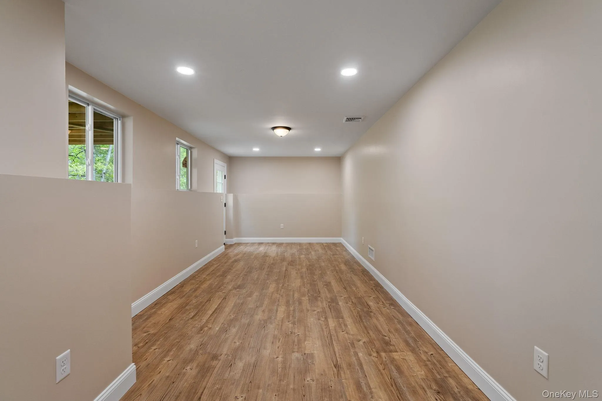 61 Smith Avenue, Newburgh (town), NY, 3 Bedrooms Bedrooms, 11 Rooms Rooms,3 BathroomsBathrooms,Residential,For Rent,Smith,0,983147 61 Smith Avenue, Newburgh (town), NY, 3 Bedrooms Bedrooms, 11 Rooms Rooms,3 BathroomsBathrooms,Residential,For Rent,Smith,0,983147