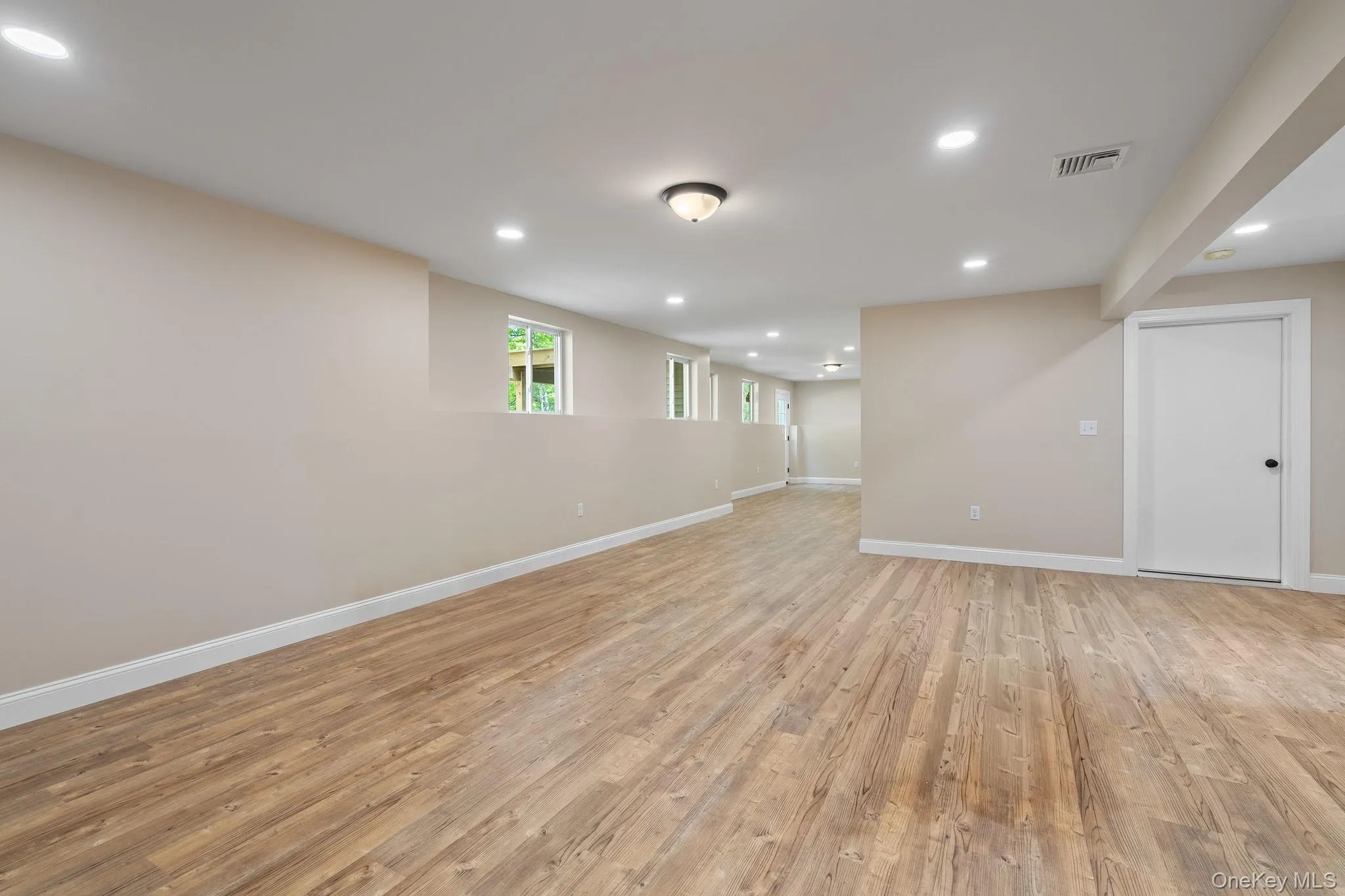61 Smith Avenue, Newburgh (town), NY, 3 Bedrooms Bedrooms, 11 Rooms Rooms,3 BathroomsBathrooms,Residential,For Rent,Smith,0,983147 61 Smith Avenue, Newburgh (town), NY, 3 Bedrooms Bedrooms, 11 Rooms Rooms,3 BathroomsBathrooms,Residential,For Rent,Smith,0,983147