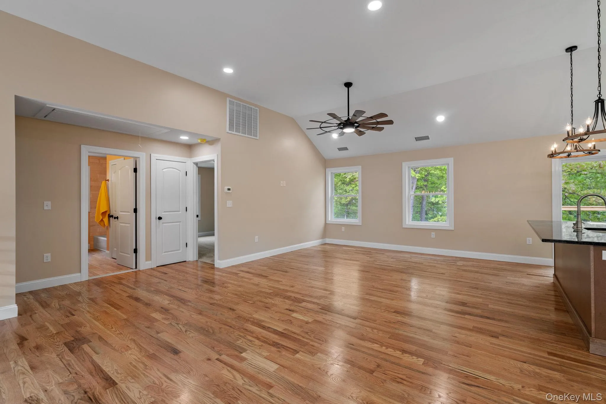 61 Smith Avenue, Newburgh (town), NY, 3 Bedrooms Bedrooms, 11 Rooms Rooms,3 BathroomsBathrooms,Residential,For Rent,Smith,0,983147 61 Smith Avenue, Newburgh (town), NY, 3 Bedrooms Bedrooms, 11 Rooms Rooms,3 BathroomsBathrooms,Residential,For Rent,Smith,0,983147