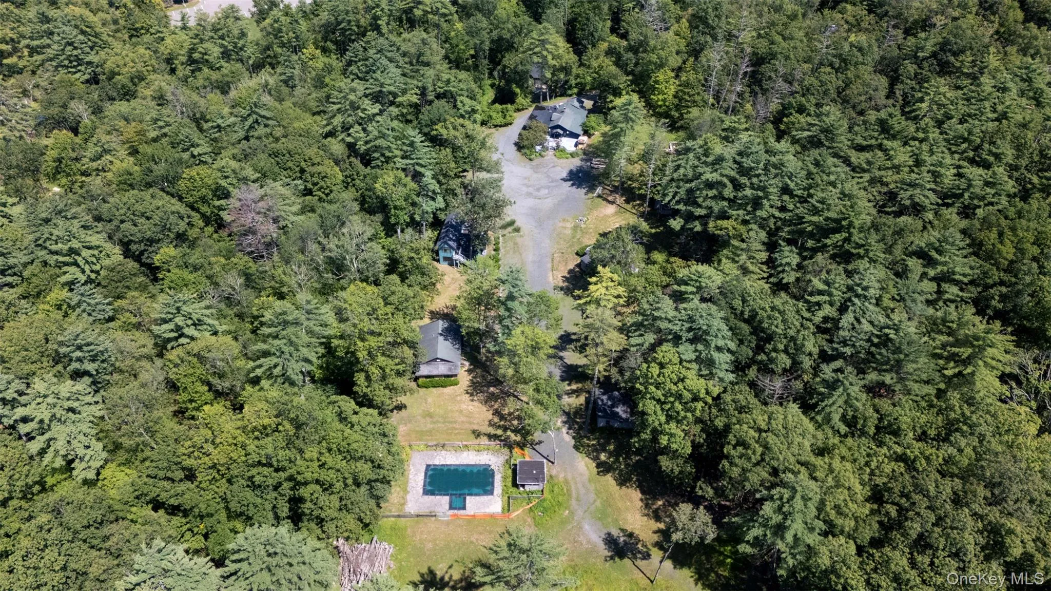 20 Country Club Lane, Woodstock, NY, 8 Bedrooms Bedrooms, 9 Rooms Rooms,8 BathroomsBathrooms,Residential,For Rent,Country Club,0,983149 20 Country Club Lane, Woodstock, NY, 8 Bedrooms Bedrooms, 9 Rooms Rooms,8 BathroomsBathrooms,Residential,For Rent,Country Club,0,983149
