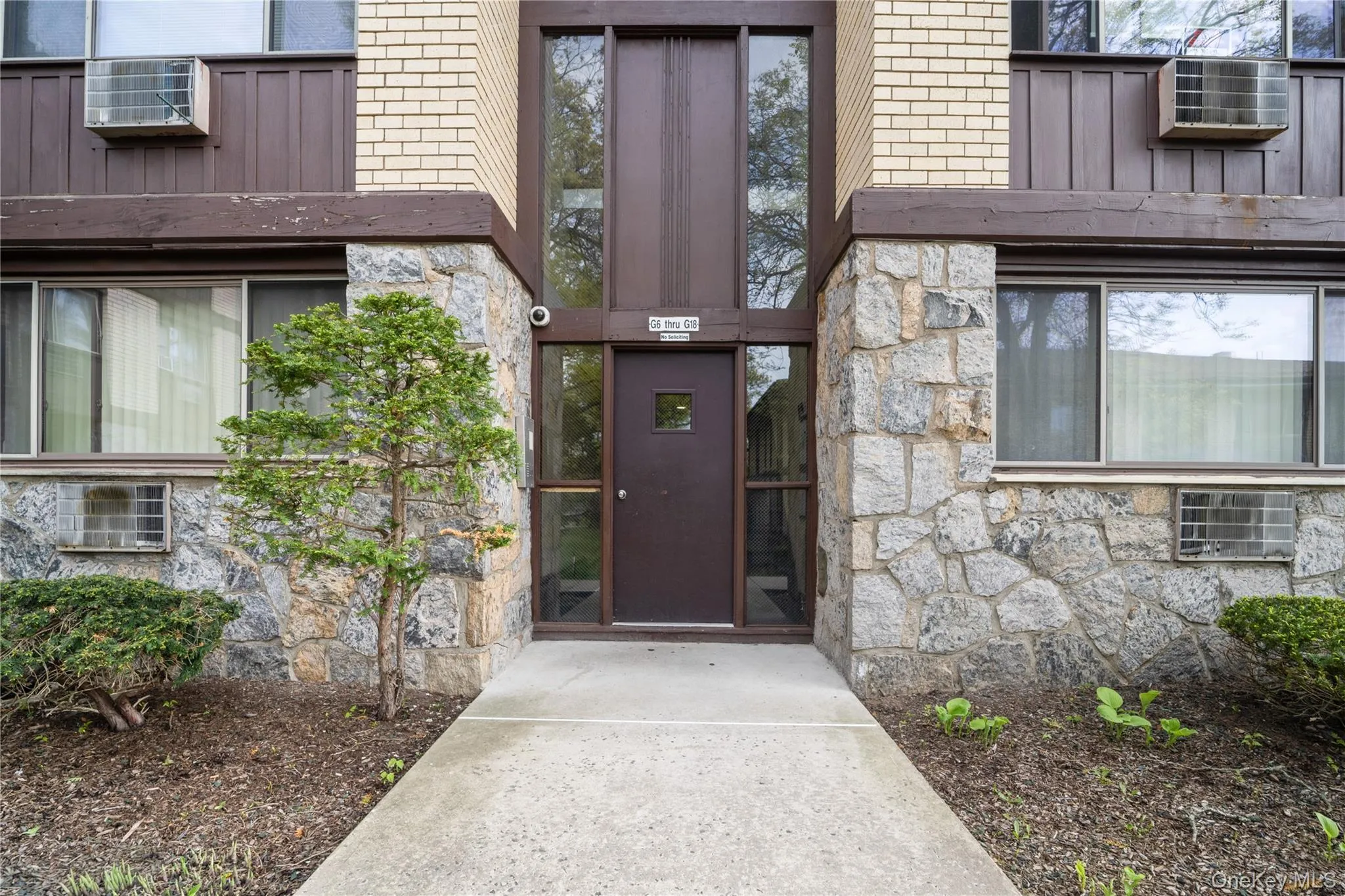 252 Main Street, Ramapo, NY, 1 Bedroom Bedrooms, 4 Rooms Rooms,1 BathroomBathrooms,Residential,For Rent,Main,0,983172 252 Main Street, Ramapo, NY, 1 Bedroom Bedrooms, 4 Rooms Rooms,1 BathroomBathrooms,Residential,For Rent,Main,0,983172