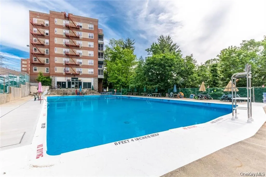 11 Balint Drive, Yonkers, NY, 3 Bedrooms Bedrooms, 5 Rooms Rooms,2 BathroomsBathrooms,Residential,For Rent,Balint,0,983176 11 Balint Drive, Yonkers, NY, 3 Bedrooms Bedrooms, 5 Rooms Rooms,2 BathroomsBathrooms,Residential,For Rent,Balint,0,983176