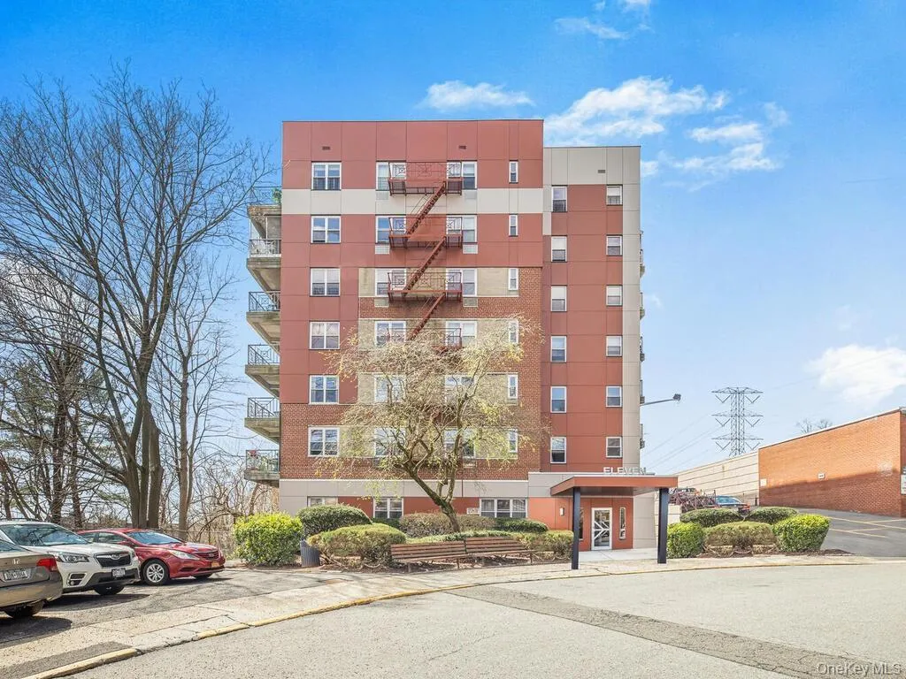 11 Balint Drive, Yonkers, NY, 3 Bedrooms Bedrooms, 5 Rooms Rooms,2 BathroomsBathrooms,Residential,For Rent,Balint,0,983176 11 Balint Drive, Yonkers, NY, 3 Bedrooms Bedrooms, 5 Rooms Rooms,2 BathroomsBathrooms,Residential,For Rent,Balint,0,983176