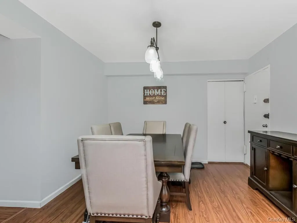 11 Balint Drive, Yonkers, NY, 3 Bedrooms Bedrooms, 5 Rooms Rooms,2 BathroomsBathrooms,Residential,For Rent,Balint,0,983176 11 Balint Drive, Yonkers, NY, 3 Bedrooms Bedrooms, 5 Rooms Rooms,2 BathroomsBathrooms,Residential,For Rent,Balint,0,983176