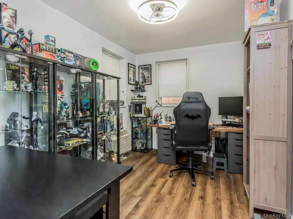11 Balint Drive, Yonkers, NY, 3 Bedrooms Bedrooms, 5 Rooms Rooms,2 BathroomsBathrooms,Residential,For Rent,Balint,0,983176 11 Balint Drive, Yonkers, NY, 3 Bedrooms Bedrooms, 5 Rooms Rooms,2 BathroomsBathrooms,Residential,For Rent,Balint,0,983176