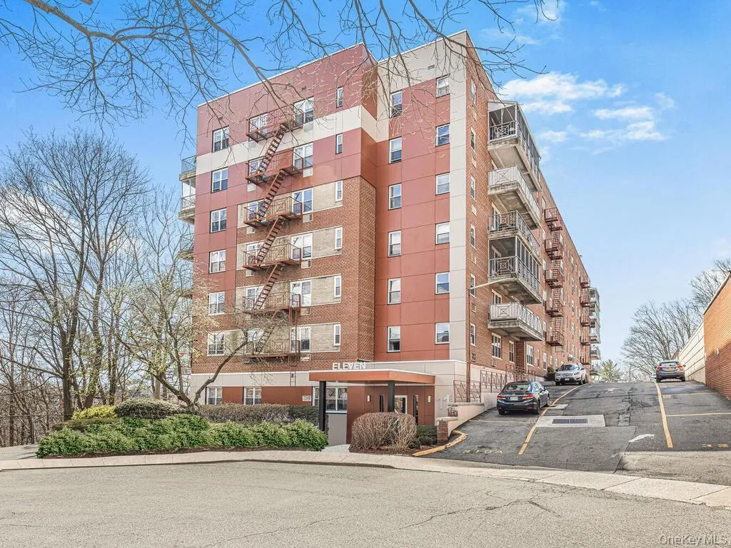11 Balint Drive, Yonkers, NY, 3 Bedrooms Bedrooms, 5 Rooms Rooms,2 BathroomsBathrooms,Residential,For Rent,Balint,0,983176 11 Balint Drive, Yonkers, NY, 3 Bedrooms Bedrooms, 5 Rooms Rooms,2 BathroomsBathrooms,Residential,For Rent,Balint,0,983176