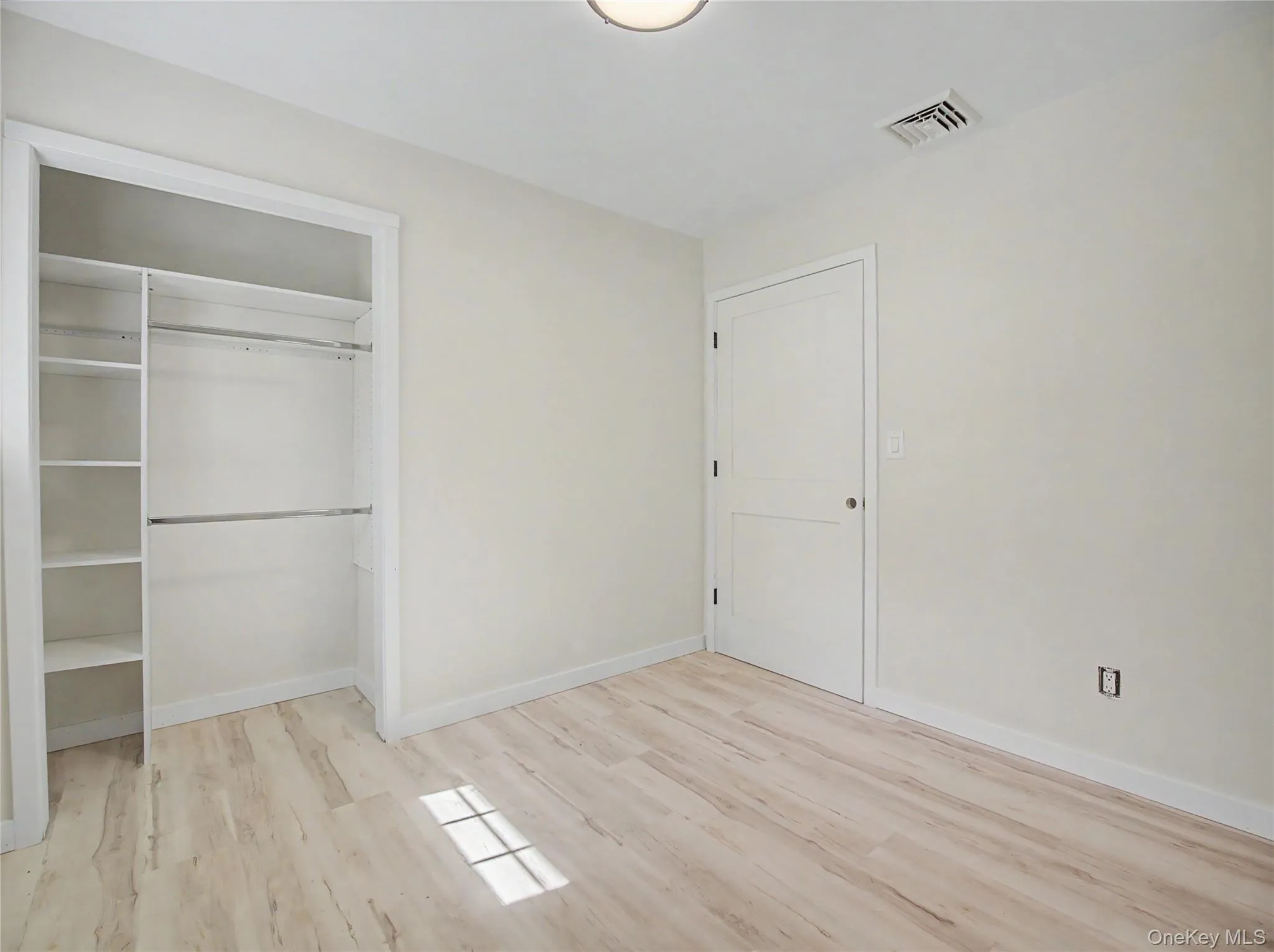 39 Brothers Road, Beekman, NY, 3 Bedrooms Bedrooms, 8 Rooms Rooms,1 BathroomBathrooms,Residential,For Rent,Brothers,0,KEY983185 39 Brothers Road, Beekman, NY, 3 Bedrooms Bedrooms, 8 Rooms Rooms,1 BathroomBathrooms,Residential,For Rent,Brothers,0,KEY983185