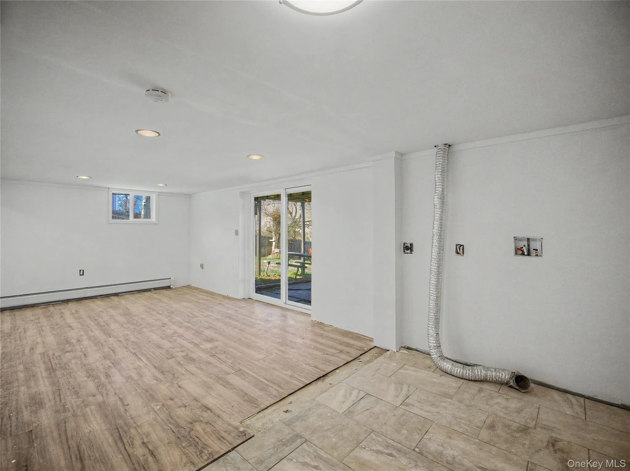 39 Brothers Road, Beekman, NY, 3 Bedrooms Bedrooms, 8 Rooms Rooms,1 BathroomBathrooms,Residential,For Rent,Brothers,0,KEY983185 39 Brothers Road, Beekman, NY, 3 Bedrooms Bedrooms, 8 Rooms Rooms,1 BathroomBathrooms,Residential,For Rent,Brothers,0,KEY983185
