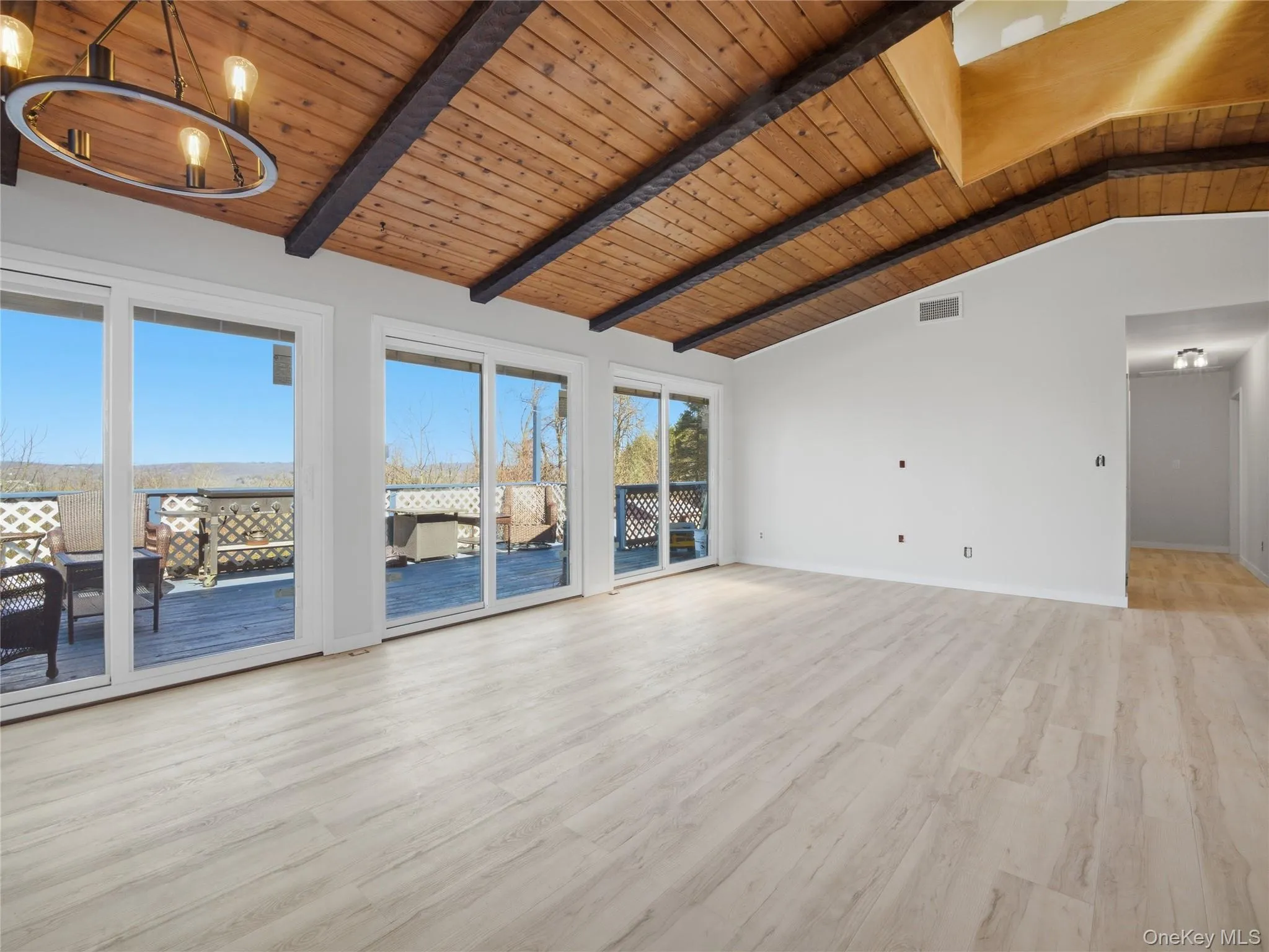 39 Brothers Road, Beekman, NY, 3 Bedrooms Bedrooms, 8 Rooms Rooms,1 BathroomBathrooms,Residential,For Rent,Brothers,0,KEY983185 39 Brothers Road, Beekman, NY, 3 Bedrooms Bedrooms, 8 Rooms Rooms,1 BathroomBathrooms,Residential,For Rent,Brothers,0,KEY983185