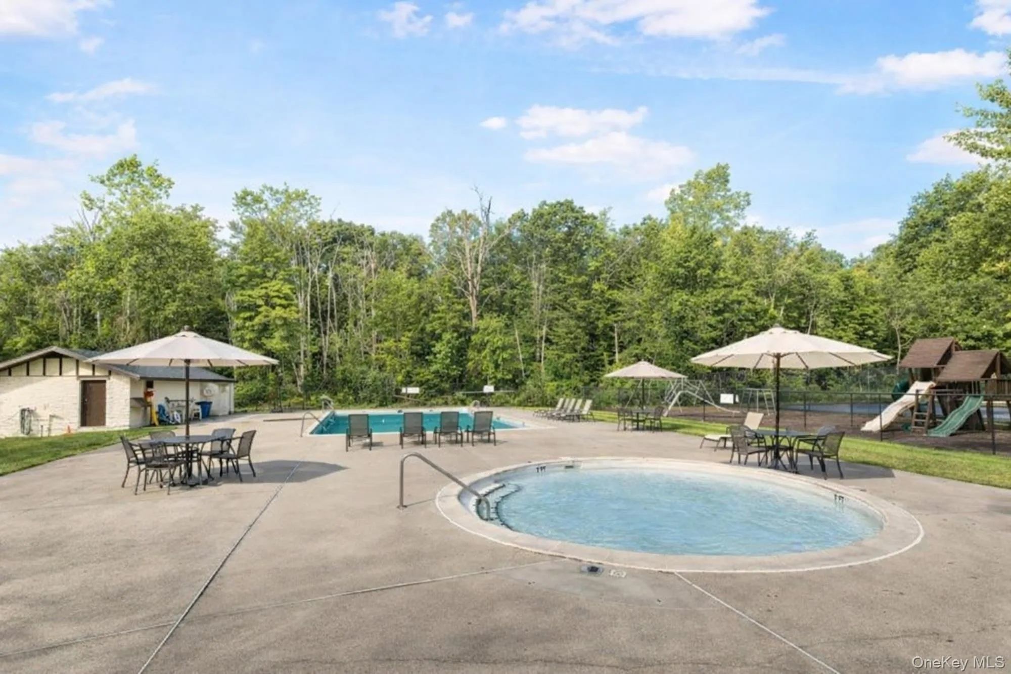 16 Carnaby Street, Wappinger, NY, 2 Bedrooms Bedrooms, 5 Rooms Rooms,1 BathroomBathrooms,Residential Lease,For Rent,Carnaby,0,983187 16 Carnaby Street, Wappinger, NY, 2 Bedrooms Bedrooms, 5 Rooms Rooms,1 BathroomBathrooms,Residential Lease,For Rent,Carnaby,0,983187