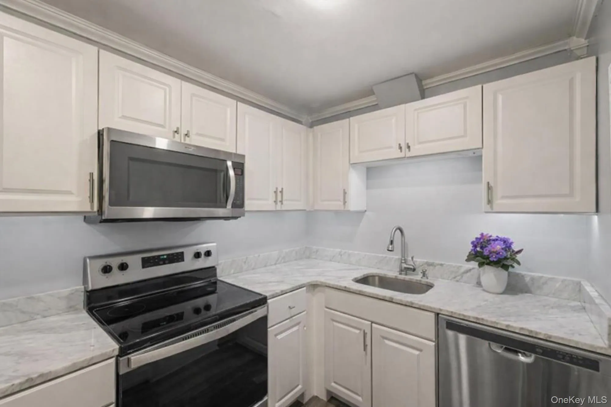 16 Carnaby Street, Wappinger, NY, 2 Bedrooms Bedrooms, 5 Rooms Rooms,1 BathroomBathrooms,Residential Lease,For Rent,Carnaby,0,983187 16 Carnaby Street, Wappinger, NY, 2 Bedrooms Bedrooms, 5 Rooms Rooms,1 BathroomBathrooms,Residential Lease,For Rent,Carnaby,0,983187