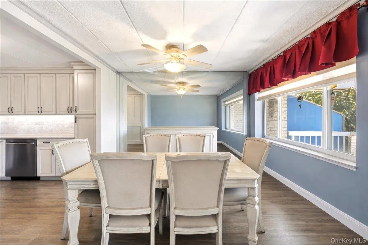 540 Ellsworth Avenue, New York, NY, 2 Bedrooms Bedrooms, 5 Rooms Rooms,1 BathroomBathrooms,Residential Sale,For Rent,Ellsworth,0,983193 540 Ellsworth Avenue, New York, NY, 2 Bedrooms Bedrooms, 5 Rooms Rooms,1 BathroomBathrooms,Residential Sale,For Rent,Ellsworth,0,983193