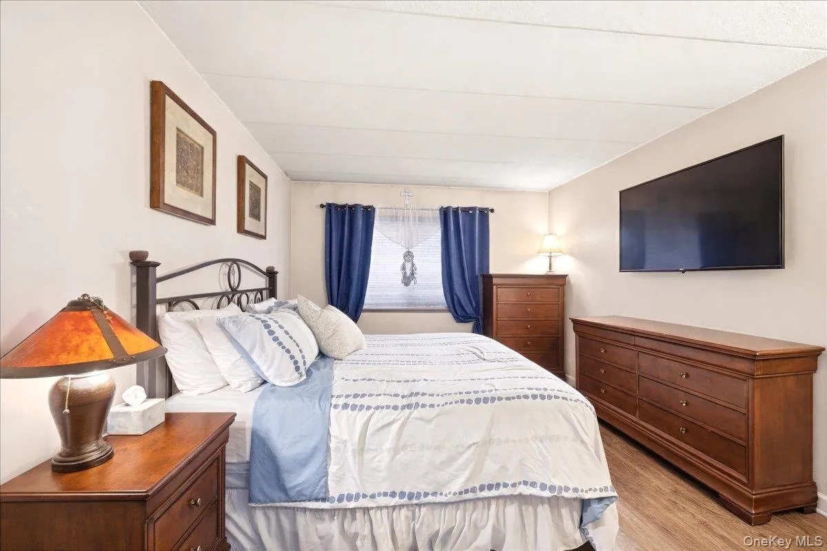 540 Ellsworth Avenue, New York, NY, 2 Bedrooms Bedrooms, 5 Rooms Rooms,1 BathroomBathrooms,Residential Sale,For Rent,Ellsworth,0,983193 540 Ellsworth Avenue, New York, NY, 2 Bedrooms Bedrooms, 5 Rooms Rooms,1 BathroomBathrooms,Residential Sale,For Rent,Ellsworth,0,983193