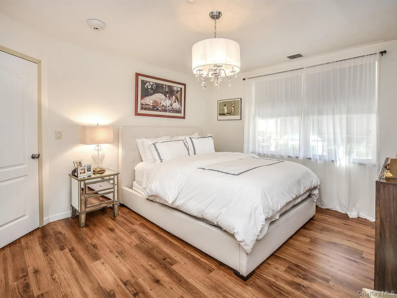 400 Carney Street, Glen Cove, NY, 1 Bedroom Bedrooms, 3 Rooms Rooms,1 BathroomBathrooms,Residential Lease,For Rent,Carney,0,983215 400 Carney Street, Glen Cove, NY, 1 Bedroom Bedrooms, 3 Rooms Rooms,1 BathroomBathrooms,Residential Lease,For Rent,Carney,0,983215