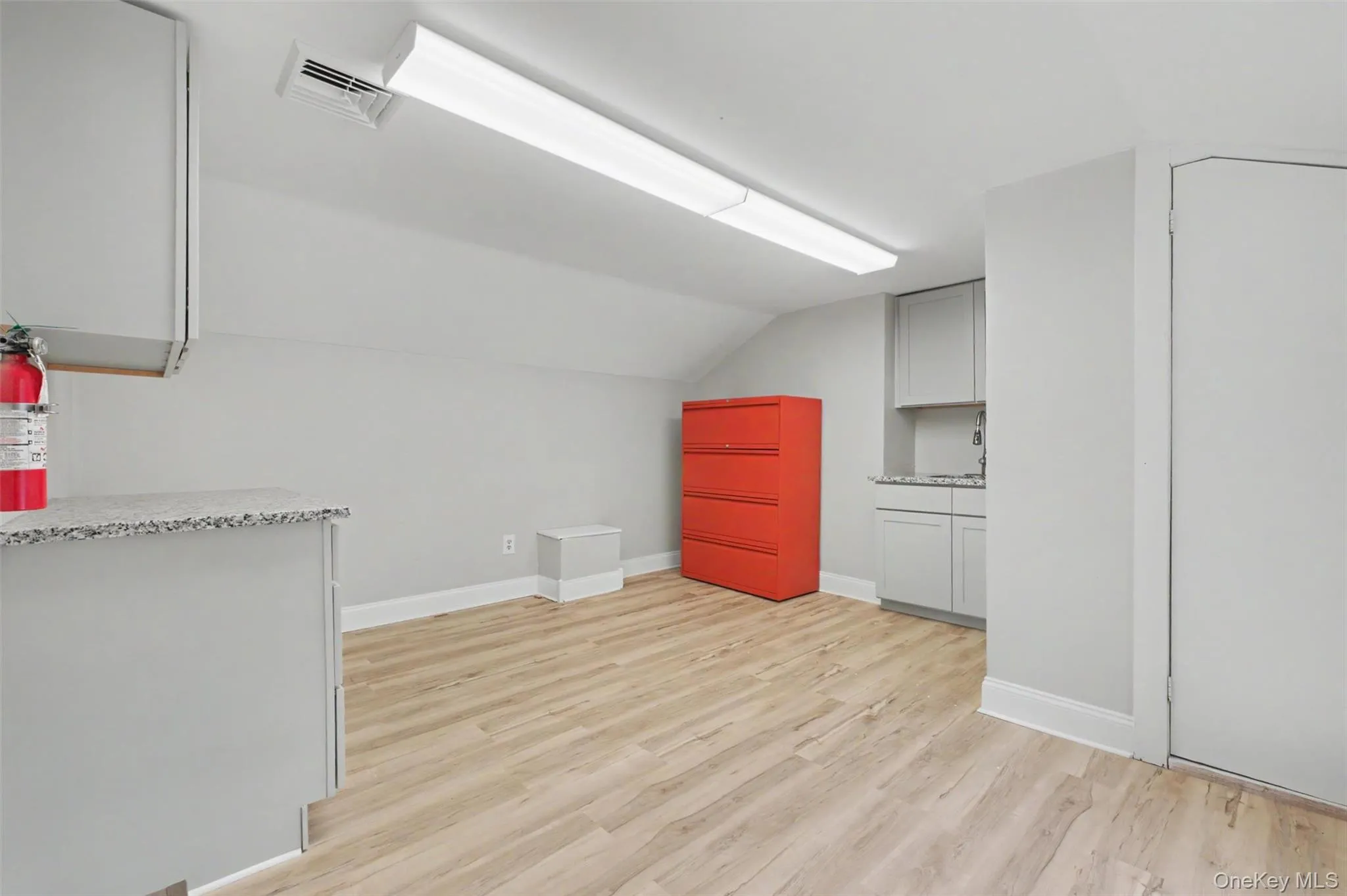 17 Collegeview Avenue, Poughkeepsie, NY, ,Commercial Lease,For Rent,Collegeview,0,983236 17 Collegeview Avenue, Poughkeepsie, NY, ,Commercial Lease,For Rent,Collegeview,0,983236