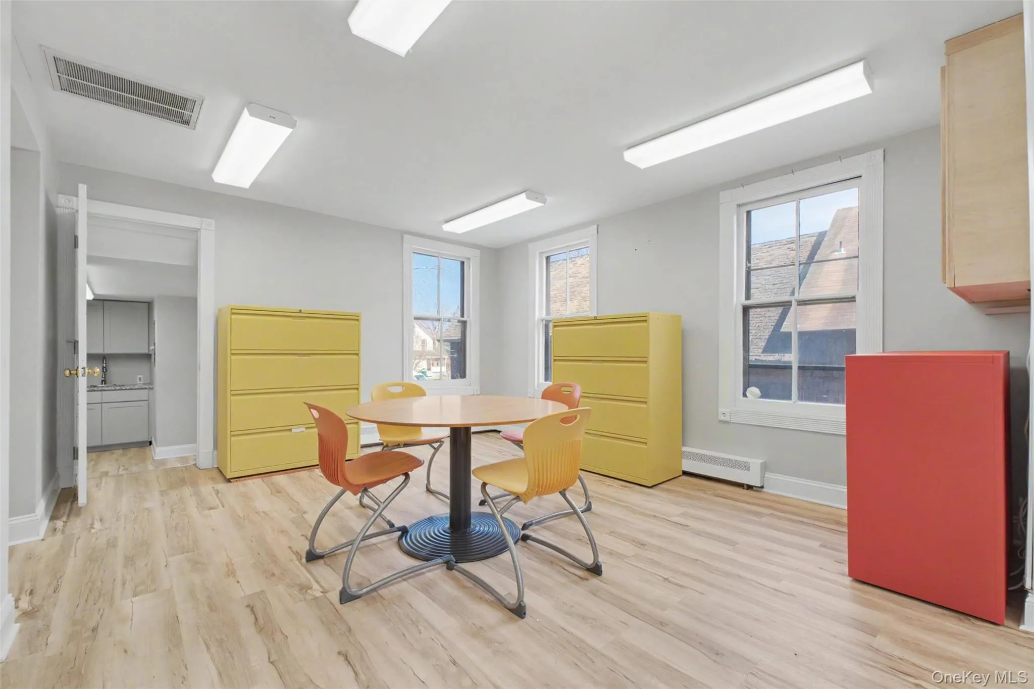 17 Collegeview Avenue, Poughkeepsie, NY, ,Commercial Lease,For Rent,Collegeview,0,983236 17 Collegeview Avenue, Poughkeepsie, NY, ,Commercial Lease,For Rent,Collegeview,0,983236