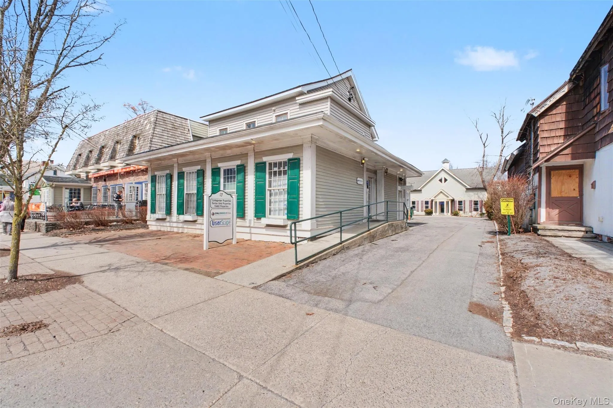 17 Collegeview Avenue, Poughkeepsie, NY, ,Commercial Lease,For Rent,Collegeview,0,983236 17 Collegeview Avenue, Poughkeepsie, NY, ,Commercial Lease,For Rent,Collegeview,0,983236