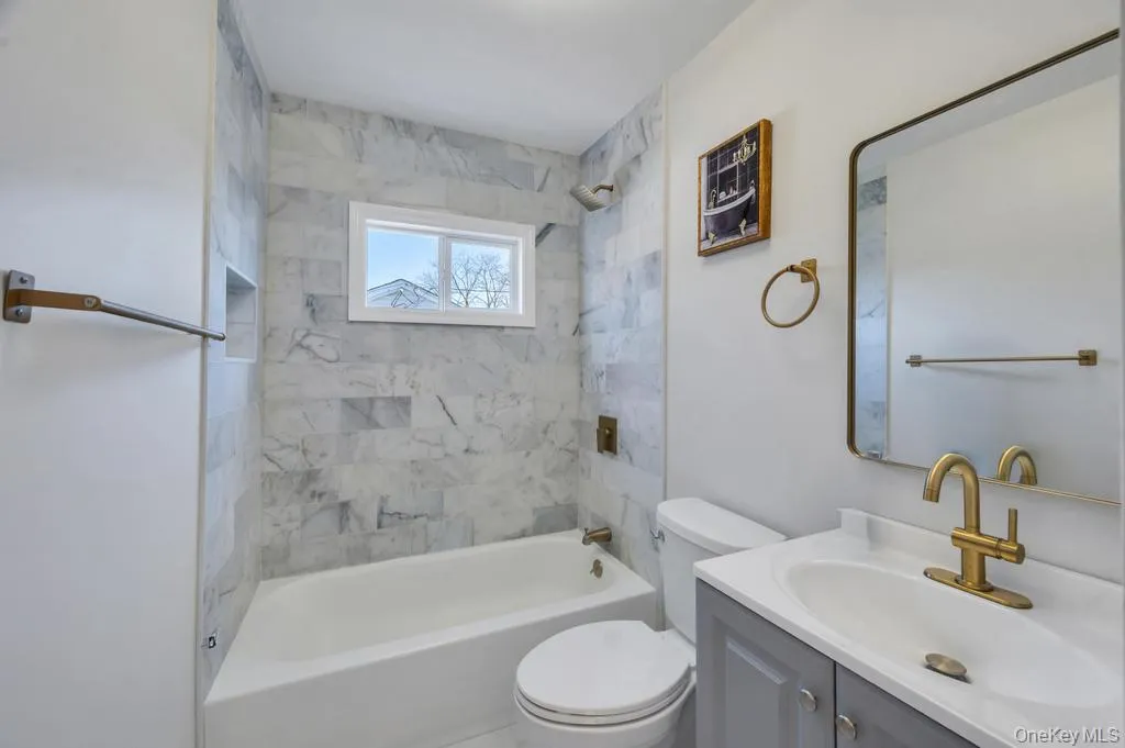 167 Westwood Drive, Islip, NY, 3 Bedrooms Bedrooms, 8 Rooms Rooms,2 BathroomsBathrooms,Residential,For Rent,Westwood,0,983239 167 Westwood Drive, Islip, NY, 3 Bedrooms Bedrooms, 8 Rooms Rooms,2 BathroomsBathrooms,Residential,For Rent,Westwood,0,983239