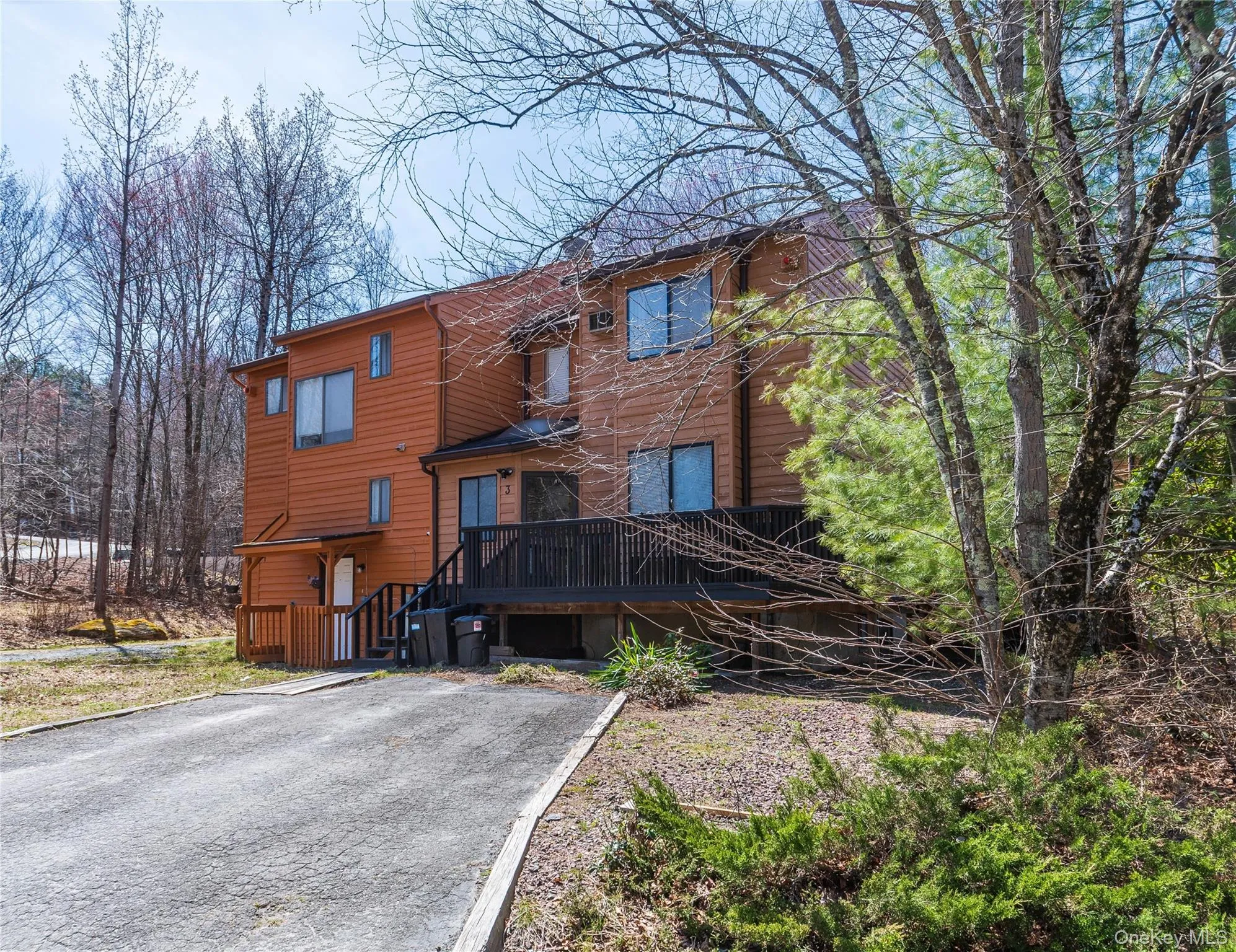 3 Edelweiss Drive, Fallsburg, NY, 4 Bedrooms Bedrooms, 7 Rooms Rooms,3 BathroomsBathrooms,Residential,For Rent,Edelweiss,0,983247 3 Edelweiss Drive, Fallsburg, NY, 4 Bedrooms Bedrooms, 7 Rooms Rooms,3 BathroomsBathrooms,Residential,For Rent,Edelweiss,0,983247