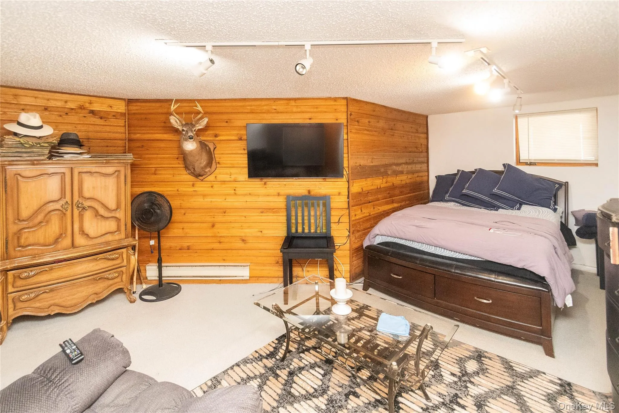 3 Edelweiss Drive, Fallsburg, NY, 4 Bedrooms Bedrooms, 7 Rooms Rooms,3 BathroomsBathrooms,Residential,For Rent,Edelweiss,0,983247 3 Edelweiss Drive, Fallsburg, NY, 4 Bedrooms Bedrooms, 7 Rooms Rooms,3 BathroomsBathrooms,Residential,For Rent,Edelweiss,0,983247