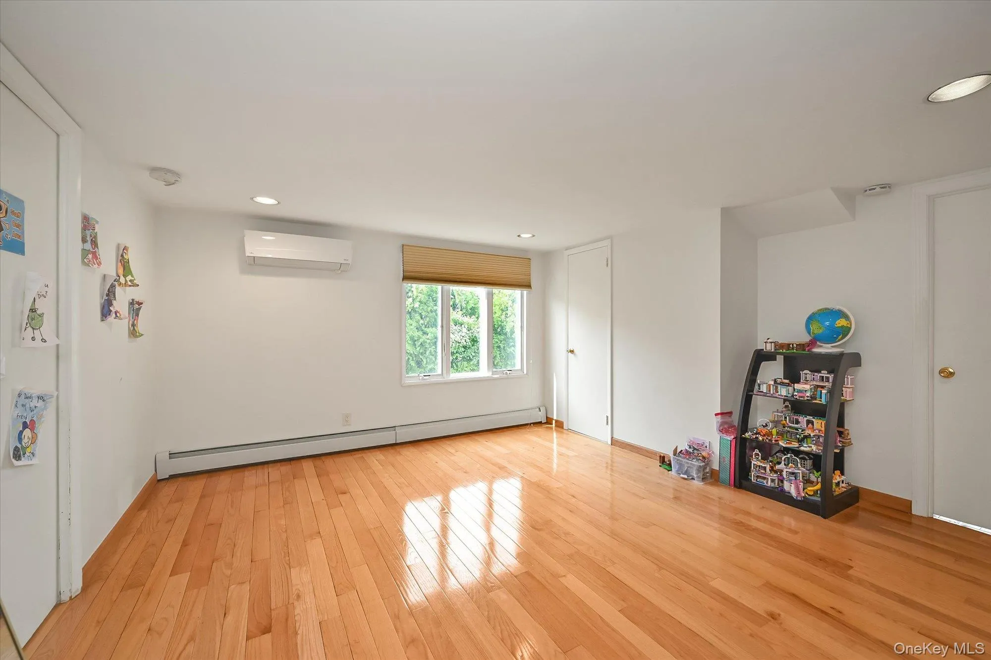 5 Fieldstone Lane, North Hempstead, NY, 5 Bedrooms Bedrooms, 9 Rooms Rooms,3 BathroomsBathrooms,Residential,For Rent,Fieldstone,0,983252 5 Fieldstone Lane, North Hempstead, NY, 5 Bedrooms Bedrooms, 9 Rooms Rooms,3 BathroomsBathrooms,Residential,For Rent,Fieldstone,0,983252
