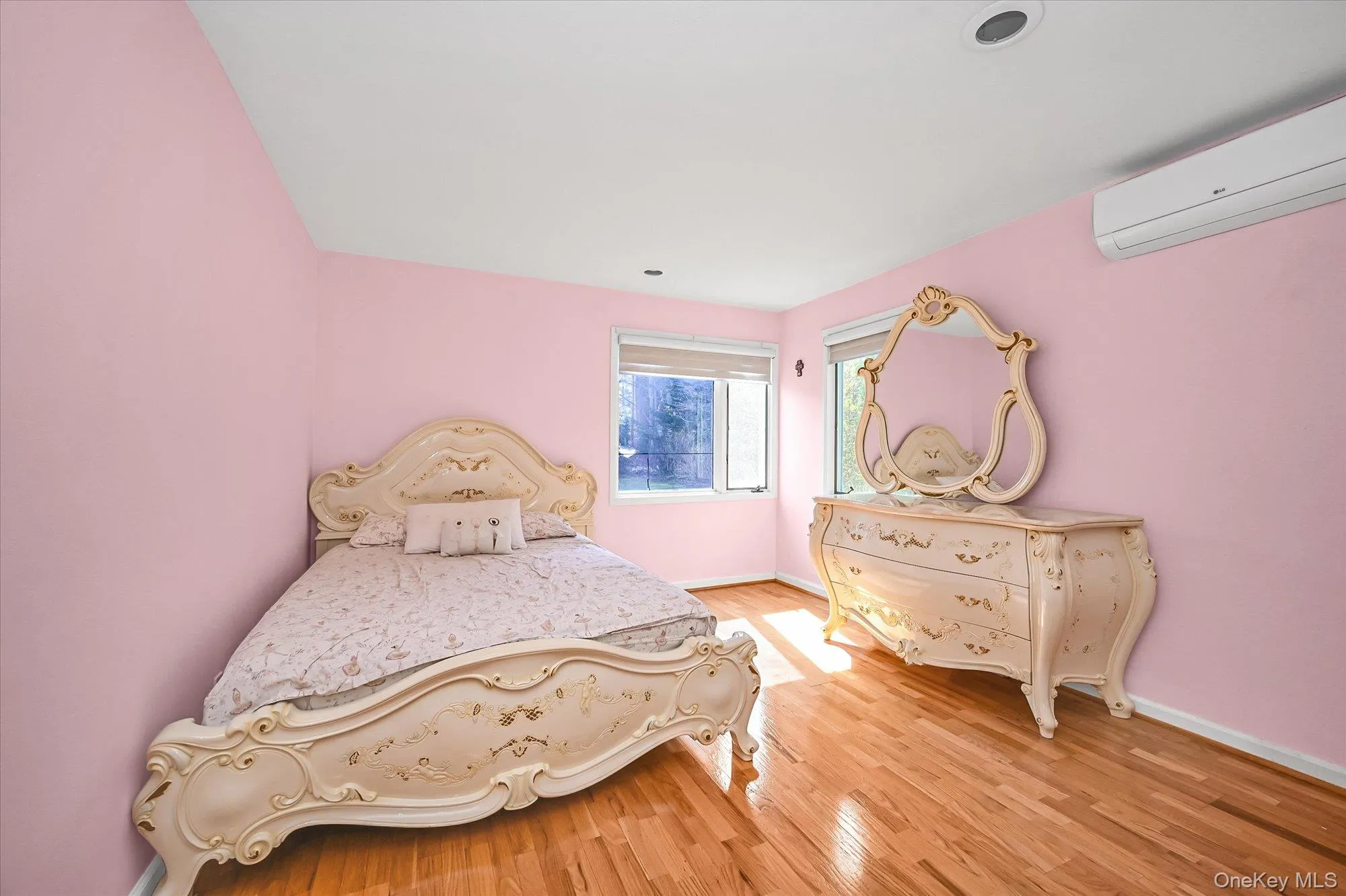 5 Fieldstone Lane, North Hempstead, NY, 5 Bedrooms Bedrooms, 9 Rooms Rooms,3 BathroomsBathrooms,Residential,For Rent,Fieldstone,0,983252 5 Fieldstone Lane, North Hempstead, NY, 5 Bedrooms Bedrooms, 9 Rooms Rooms,3 BathroomsBathrooms,Residential,For Rent,Fieldstone,0,983252