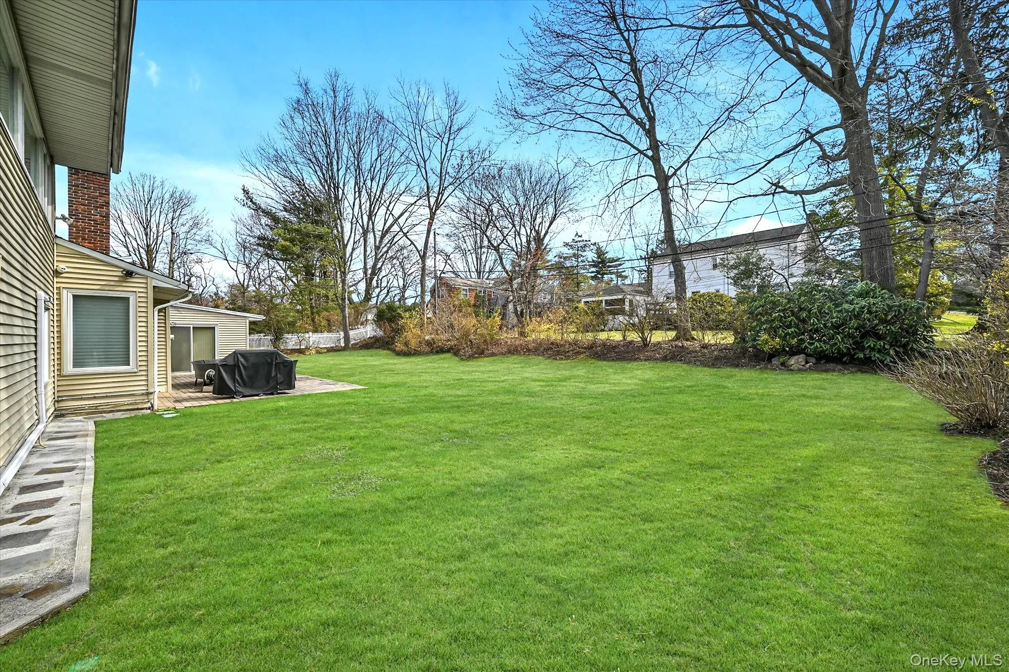 5 Fieldstone Lane, North Hempstead, NY, 5 Bedrooms Bedrooms, 9 Rooms Rooms,3 BathroomsBathrooms,Residential,For Rent,Fieldstone,0,983252 5 Fieldstone Lane, North Hempstead, NY, 5 Bedrooms Bedrooms, 9 Rooms Rooms,3 BathroomsBathrooms,Residential,For Rent,Fieldstone,0,983252