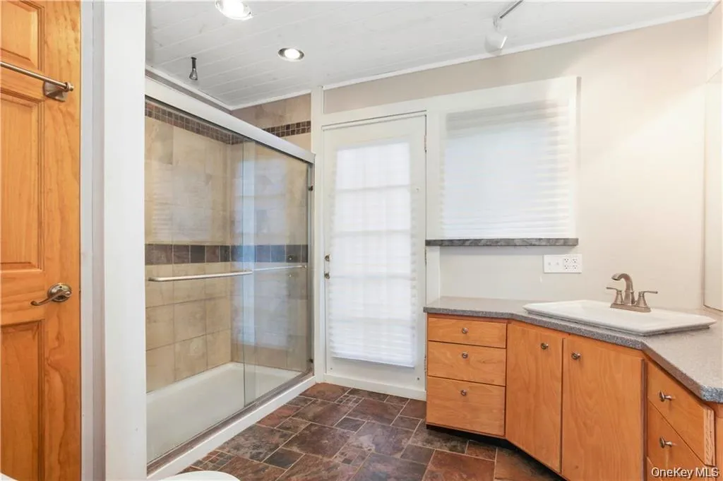 4 First Street, Deerpark, NY, 2 Bedrooms Bedrooms, 5 Rooms Rooms,1 BathroomBathrooms,Residential Lease,For Rent,First,0,983268 4 First Street, Deerpark, NY, 2 Bedrooms Bedrooms, 5 Rooms Rooms,1 BathroomBathrooms,Residential Lease,For Rent,First,0,983268