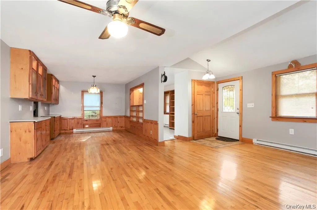 4 First Street, Deerpark, NY, 2 Bedrooms Bedrooms, 5 Rooms Rooms,1 BathroomBathrooms,Residential Lease,For Rent,First,0,983268 4 First Street, Deerpark, NY, 2 Bedrooms Bedrooms, 5 Rooms Rooms,1 BathroomBathrooms,Residential Lease,For Rent,First,0,983268