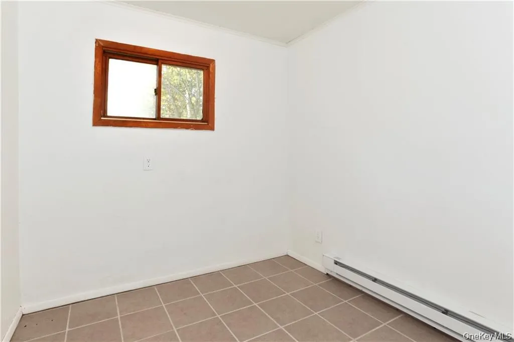 4 First Street, Deerpark, NY, 2 Bedrooms Bedrooms, 5 Rooms Rooms,1 BathroomBathrooms,Residential Lease,For Rent,First,0,983268 4 First Street, Deerpark, NY, 2 Bedrooms Bedrooms, 5 Rooms Rooms,1 BathroomBathrooms,Residential Lease,For Rent,First,0,983268
